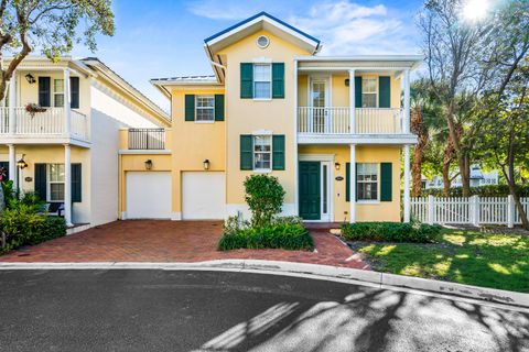 Photo of 1063 E Heritage Club Circle, Delray Beach, FL 33483 (MLS # R11160370)