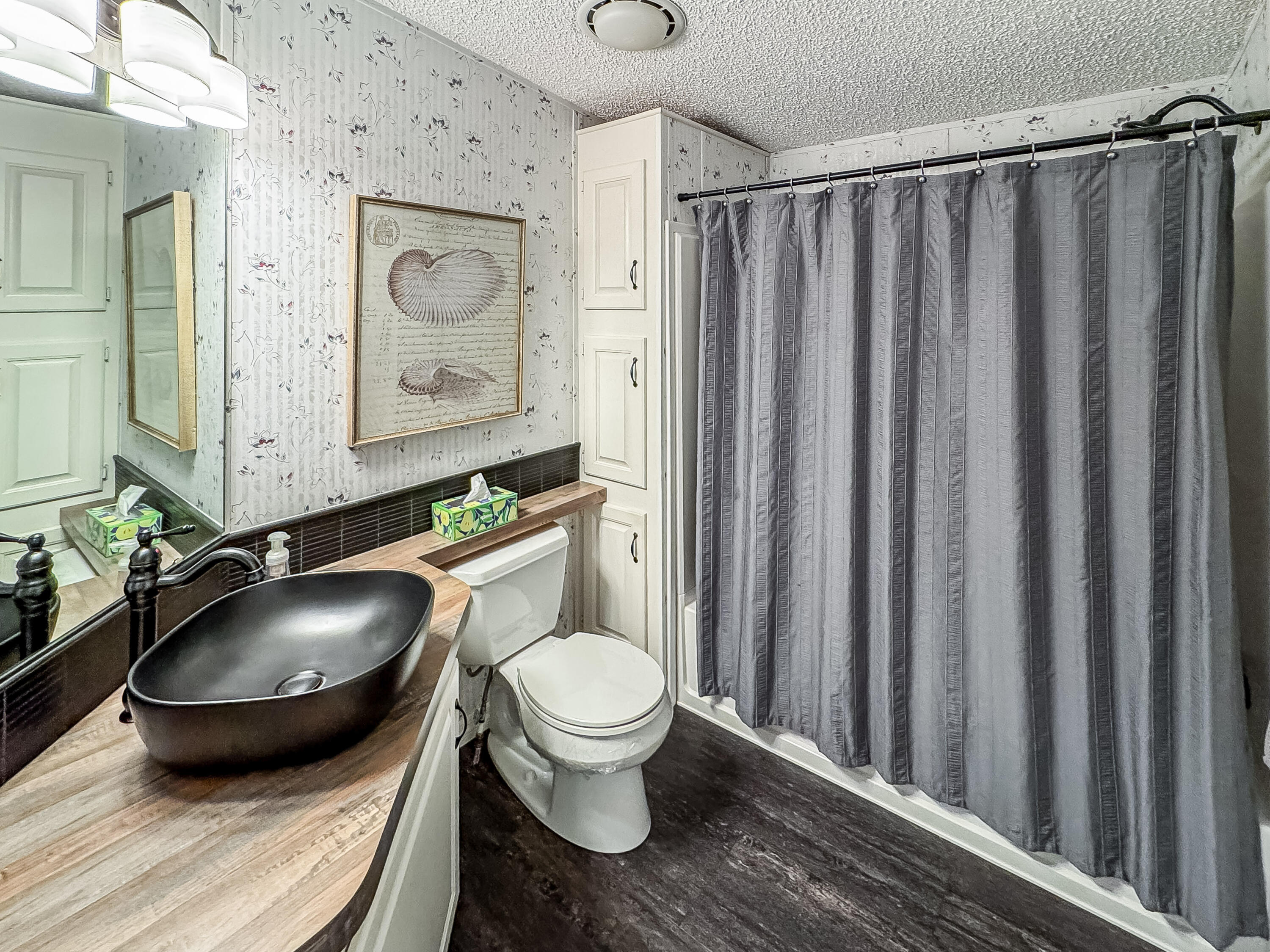 View photos, virtual tours, details... 9200 S Military Trail 20