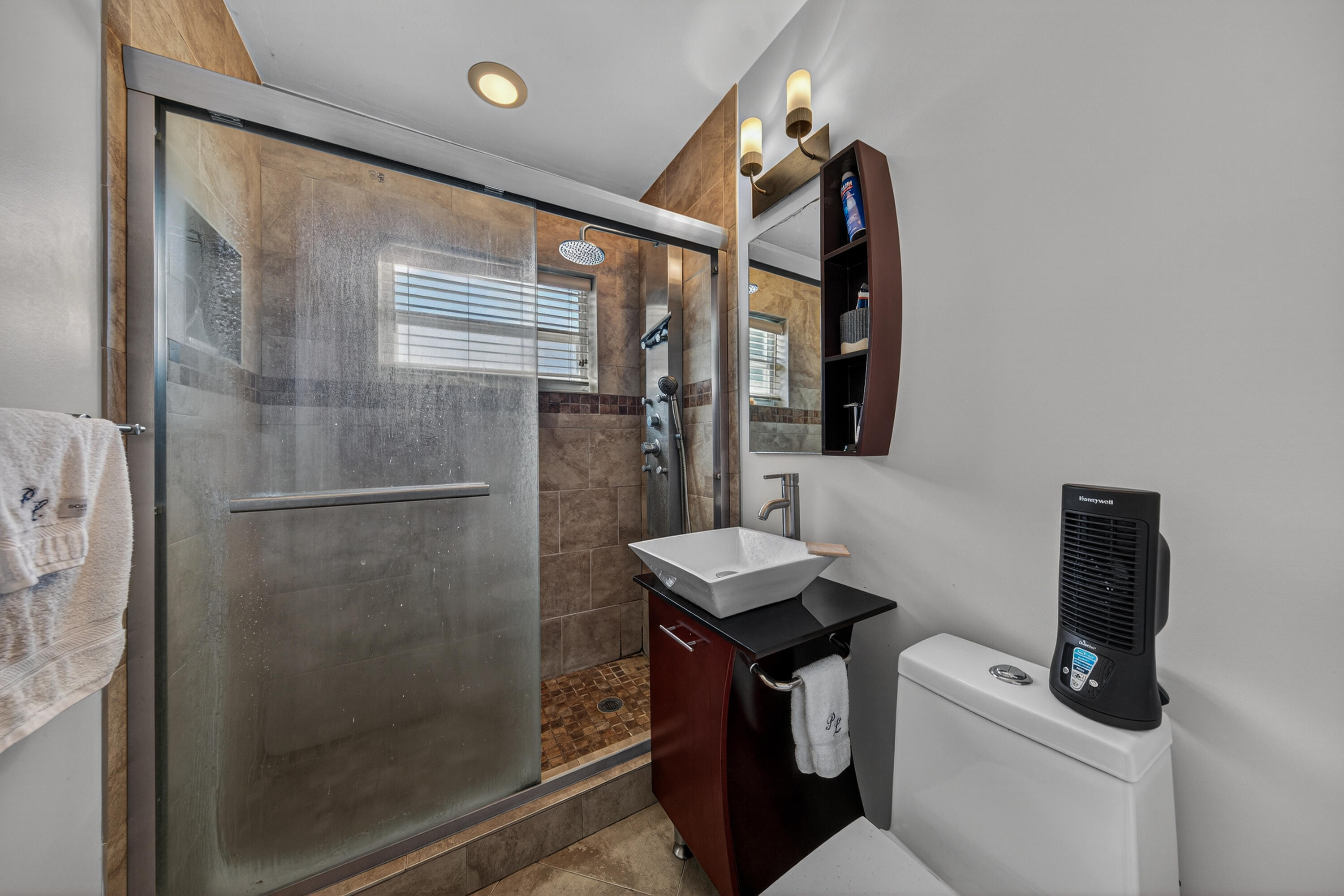 NORTH ANDREWS GARDENS ANNEX - Residential