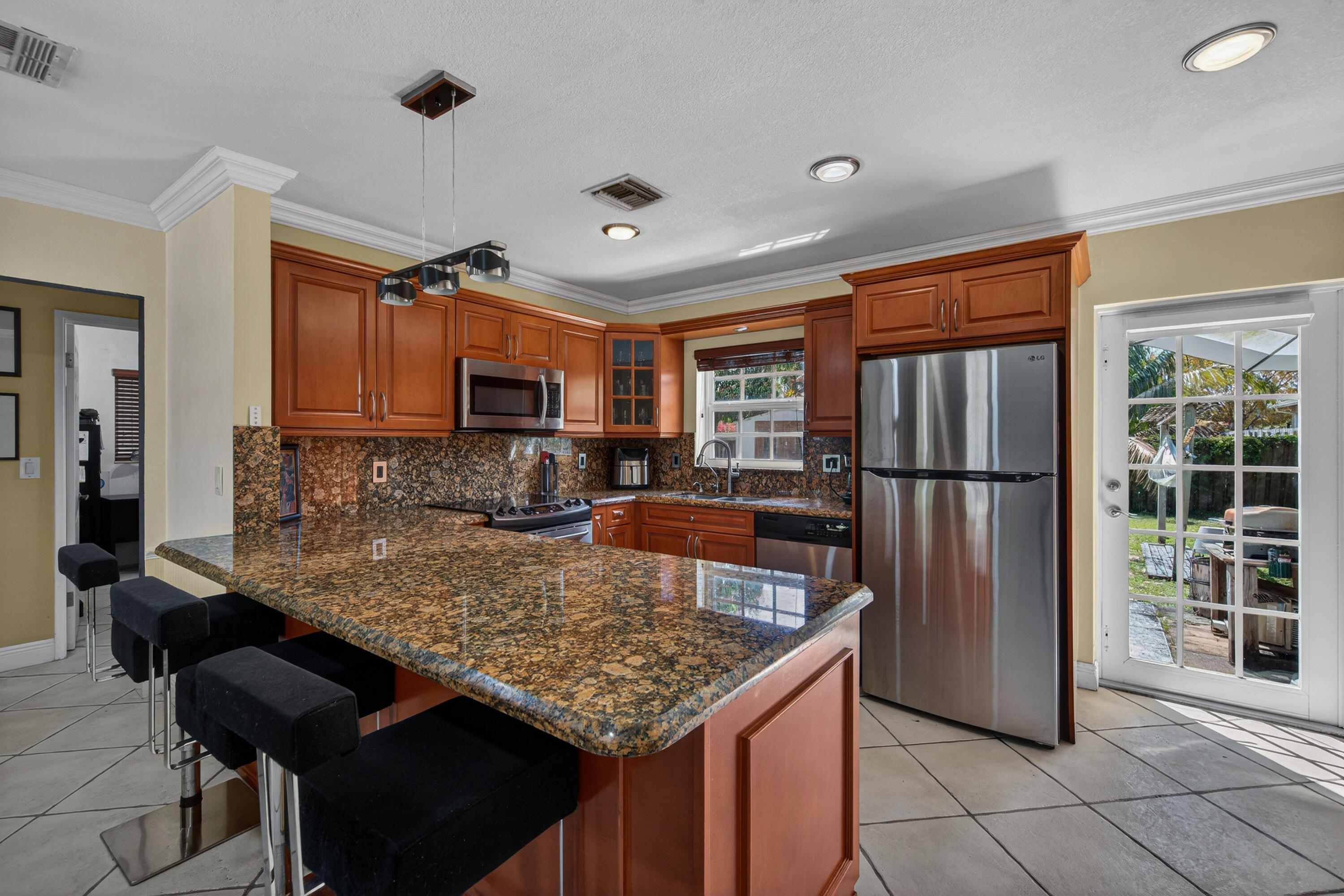 NORTH ANDREWS GARDENS ANNEX - Residential