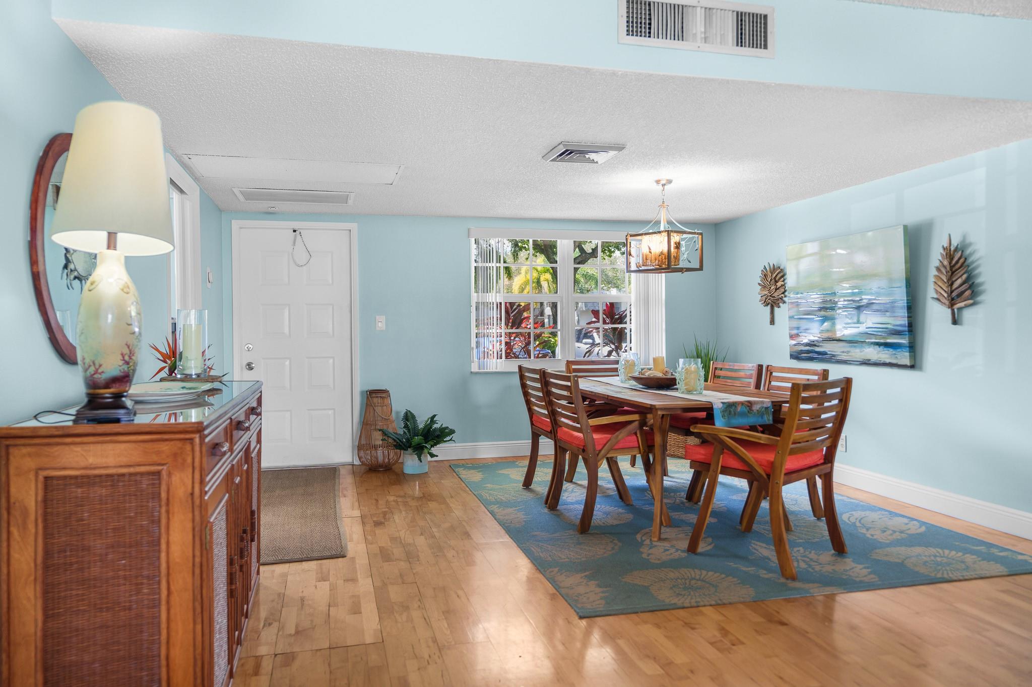 4009 N Cypress Dr 104