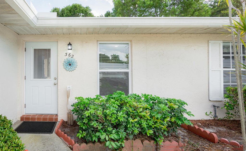 Photo of 362 Bennington Lane, Lake Worth, FL 33467 (MLS # R10929648)