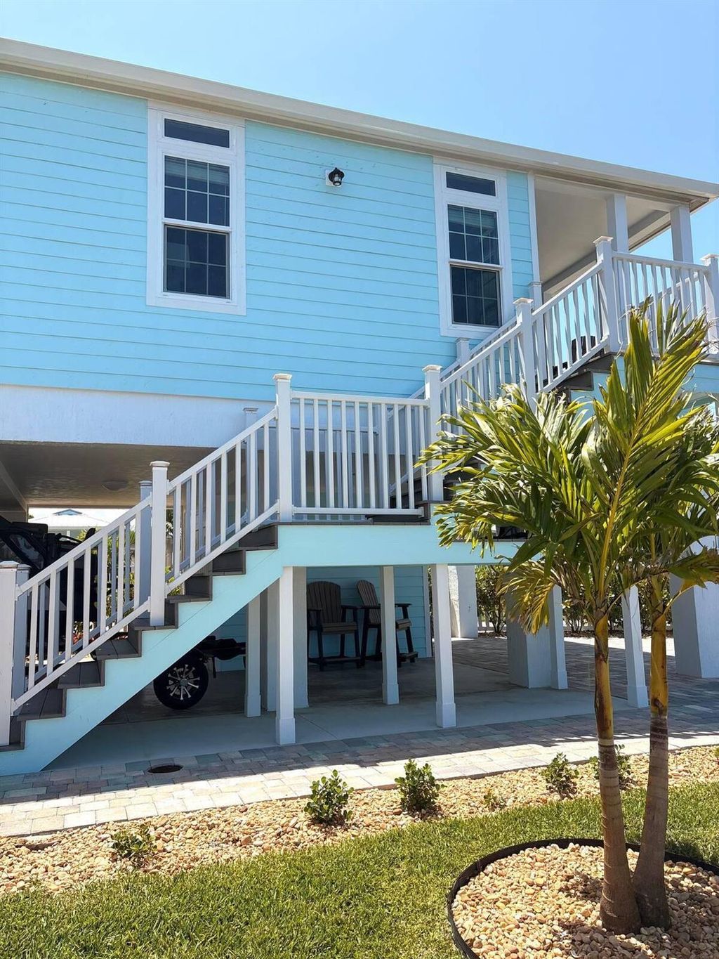 Photo of 453 NE Indian River Drive, Jensen Beach, FL 34957 (MLS # R11130283)