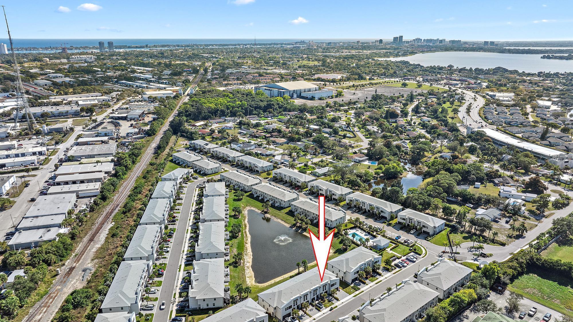 ENCLAVE AT MANGONIA PARK - Residential