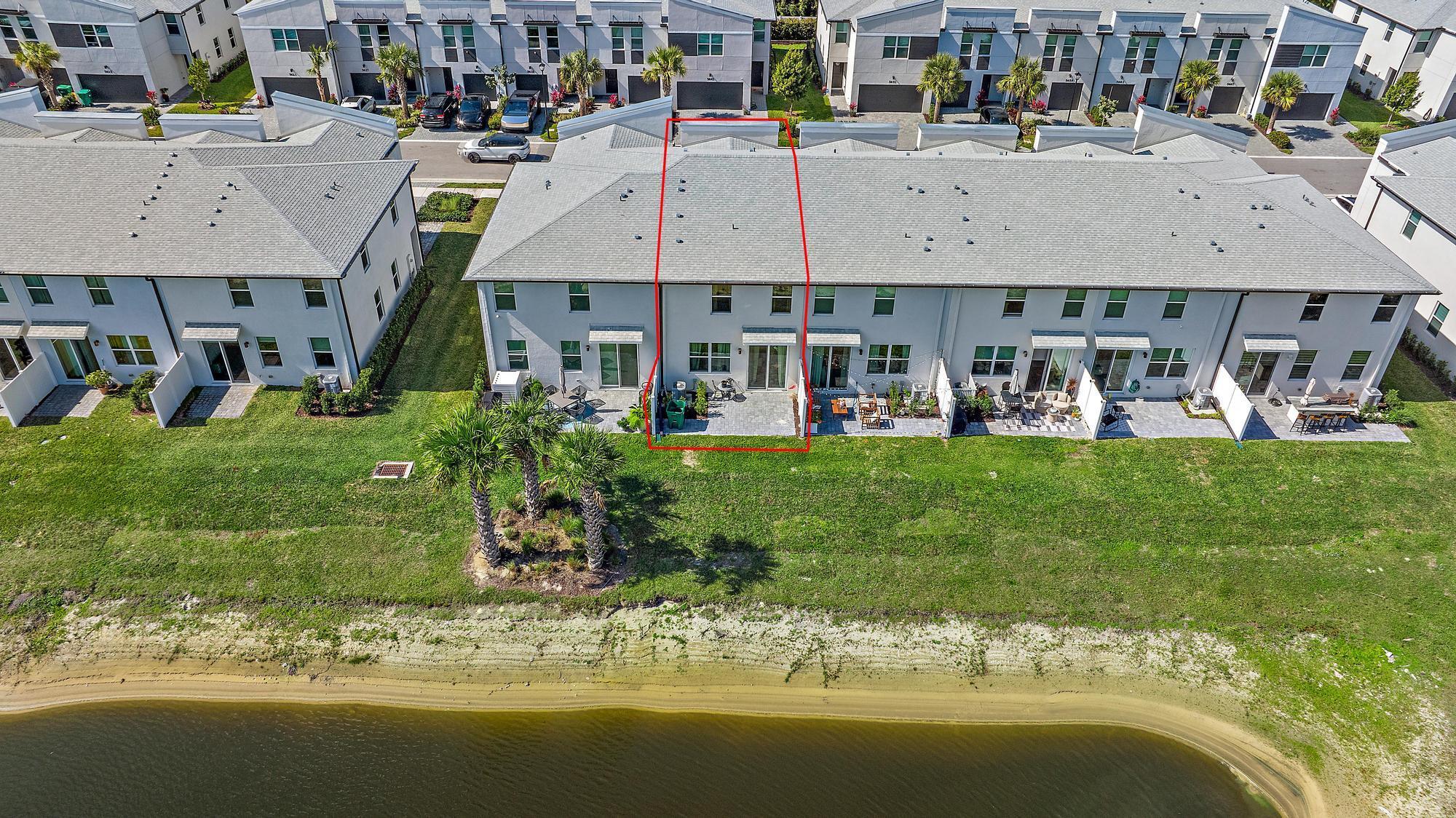 ENCLAVE AT MANGONIA PARK - Residential