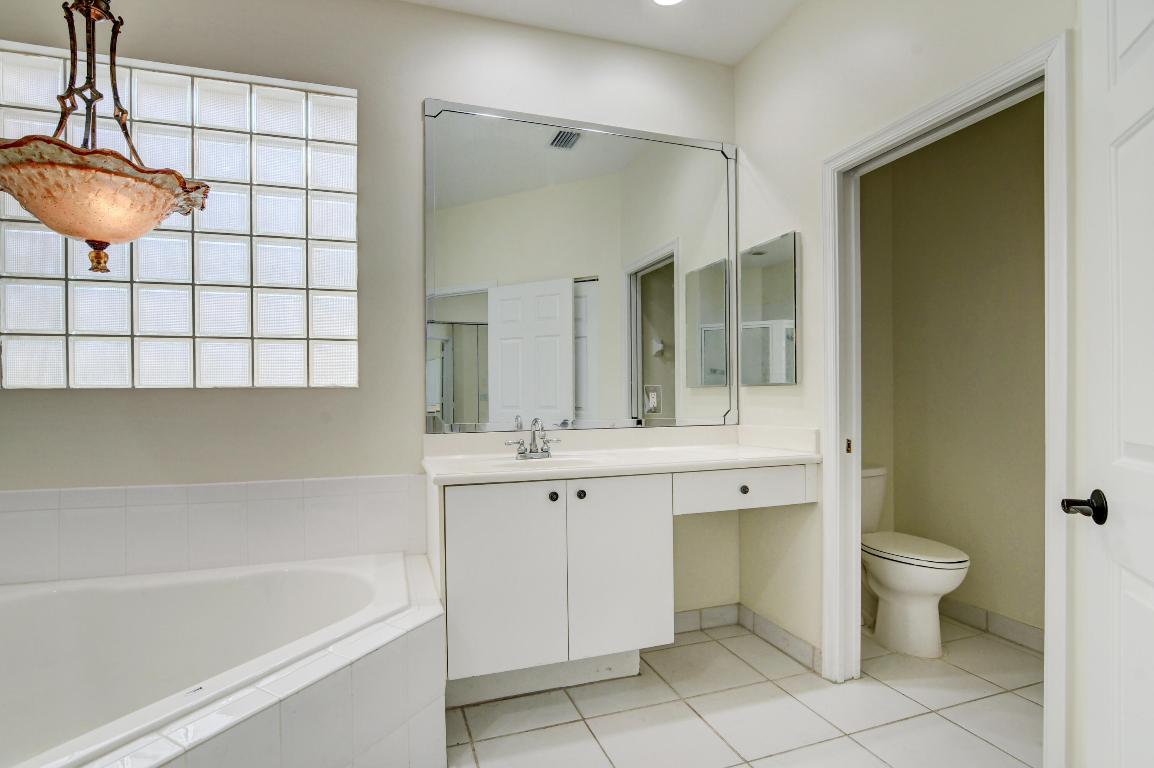 VIZCAYA 4 - Residential