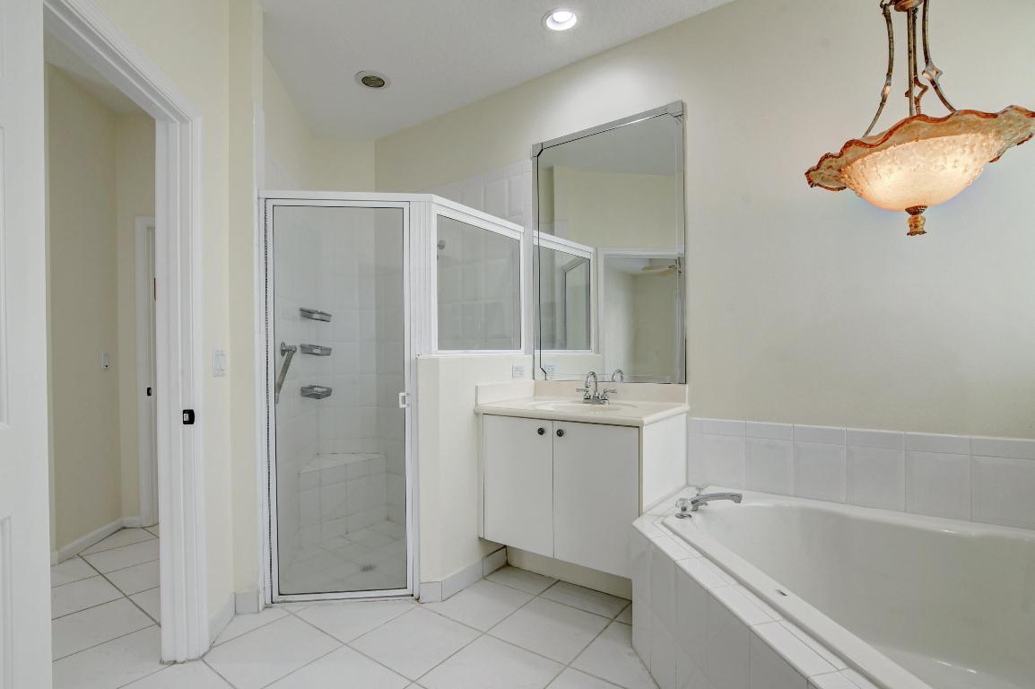 VIZCAYA 4 - Residential