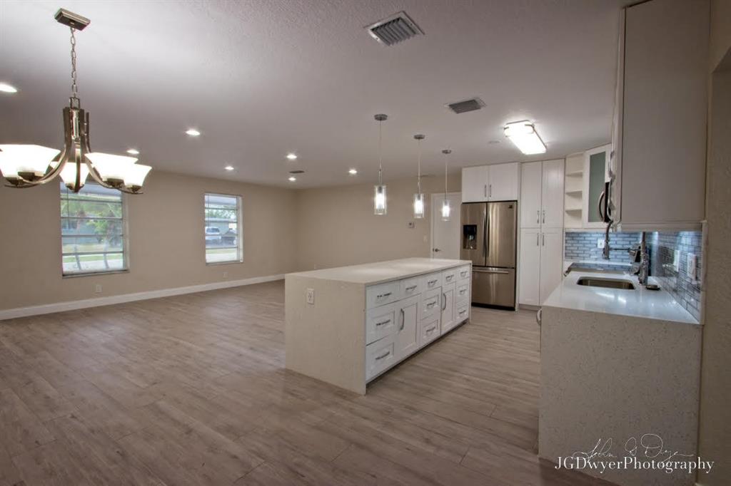 EASTWAY PARK SEC 4 - Residential