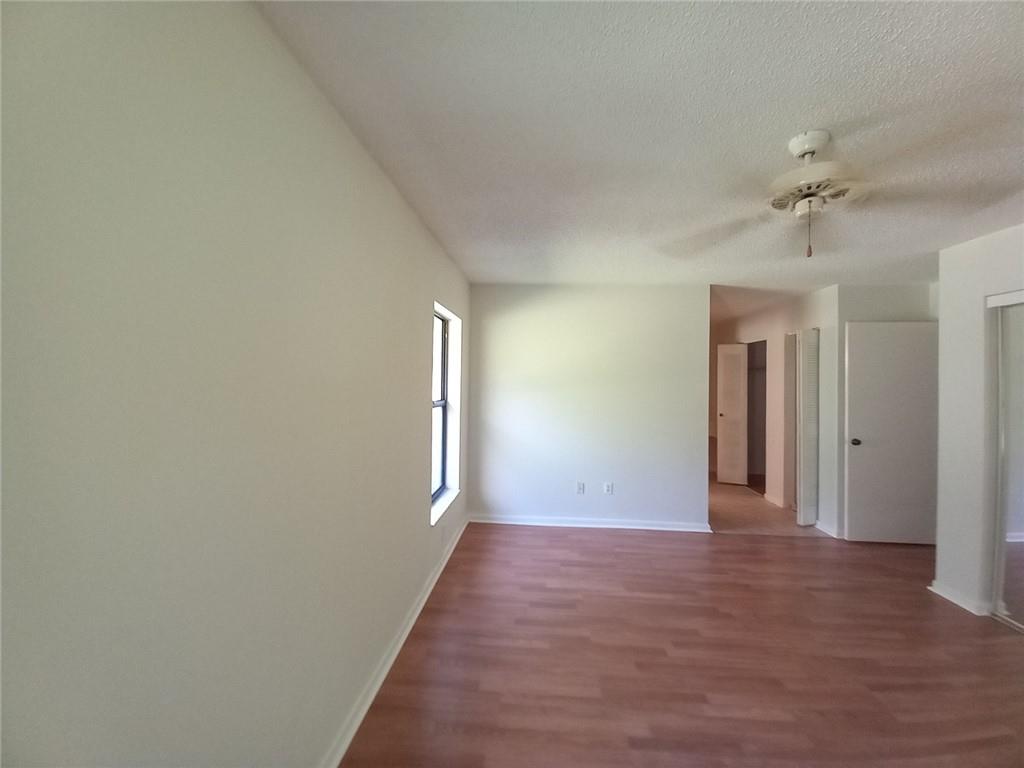 SAVANNAH'S - Residential