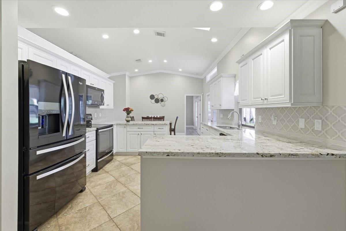 Springs Gateway 127-17 B - Residential