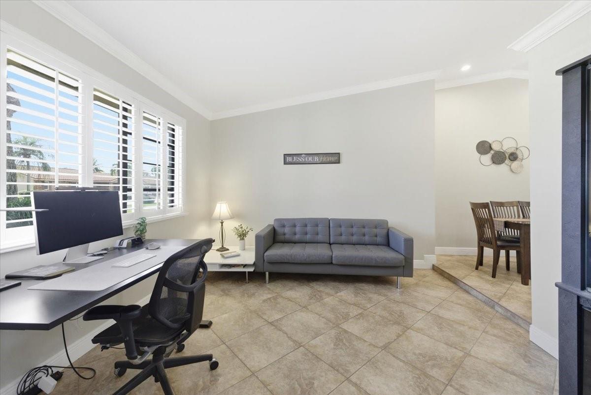 Springs Gateway 127-17 B - Residential