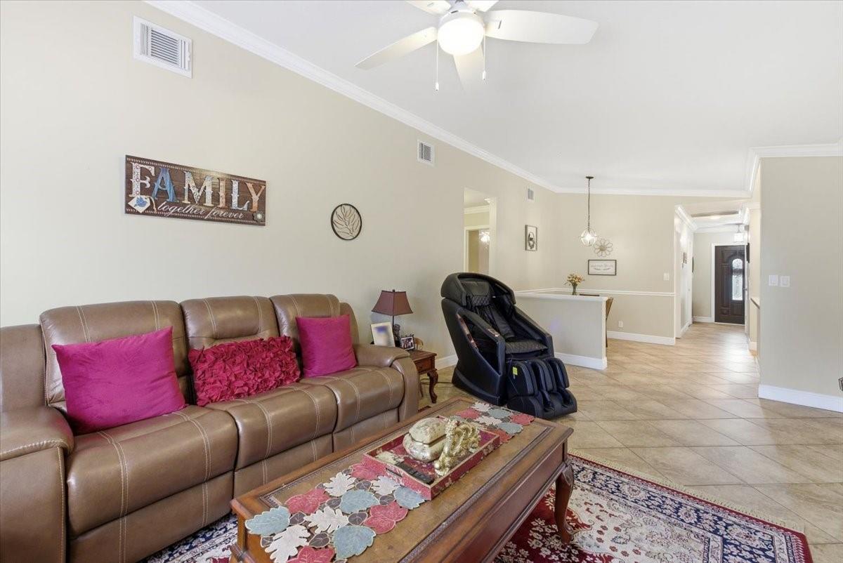 Springs Gateway 127-17 B - Residential