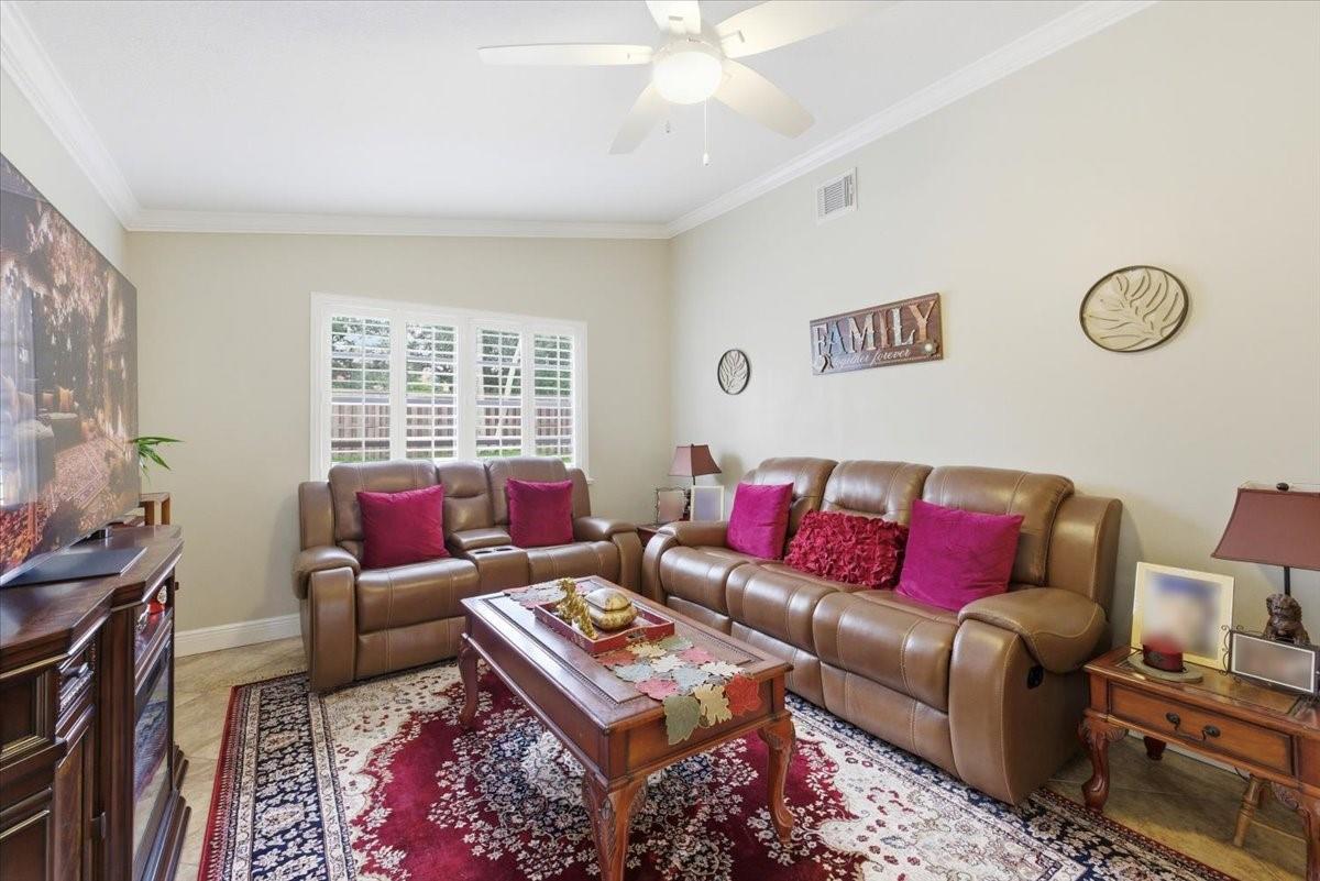 Springs Gateway 127-17 B - Residential