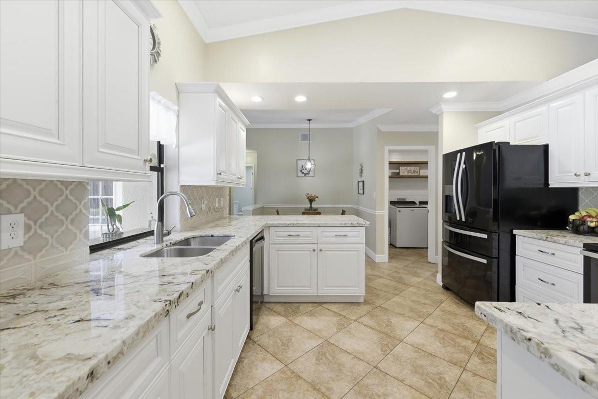 Springs Gateway 127-17 B - Residential