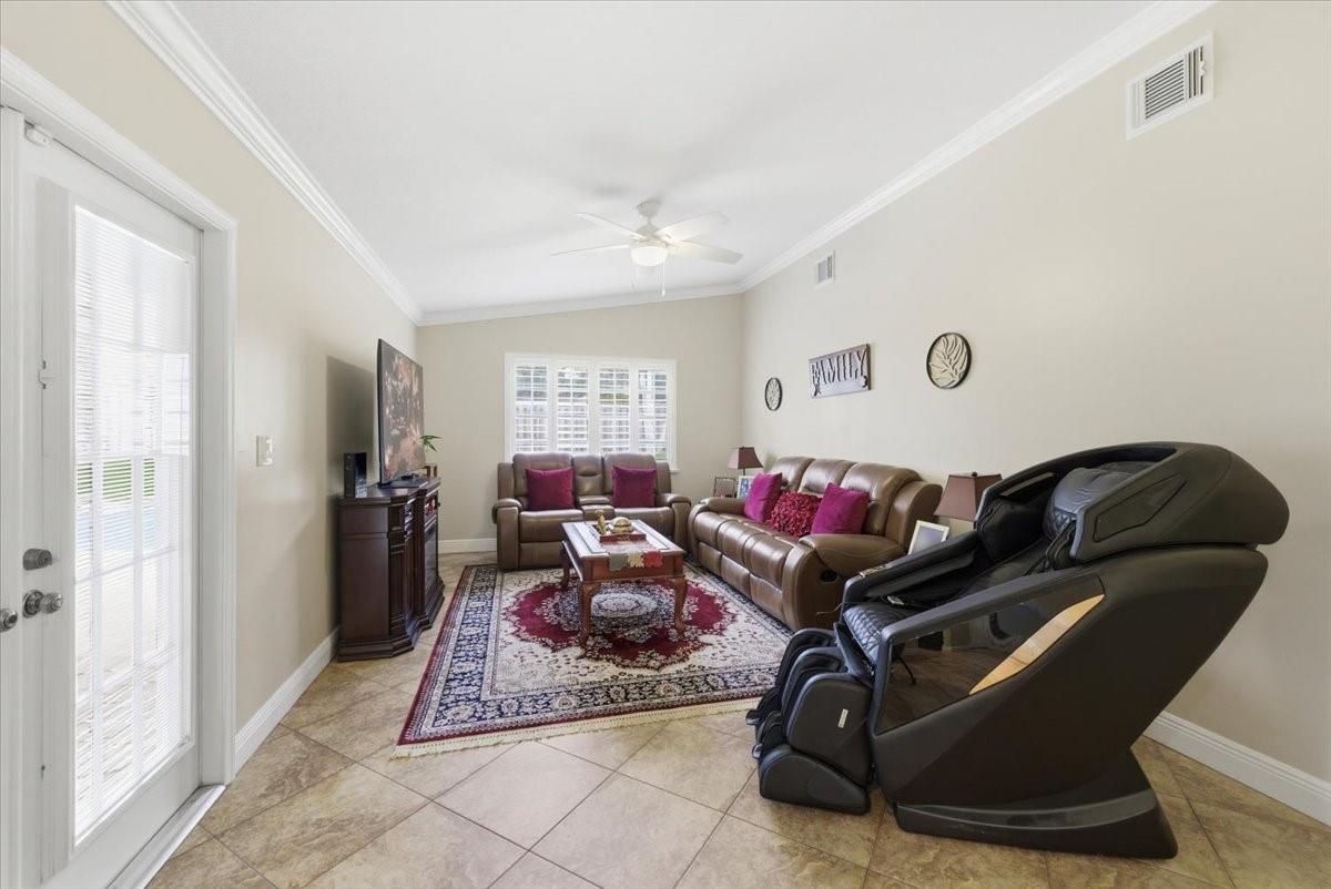 Springs Gateway 127-17 B - Residential