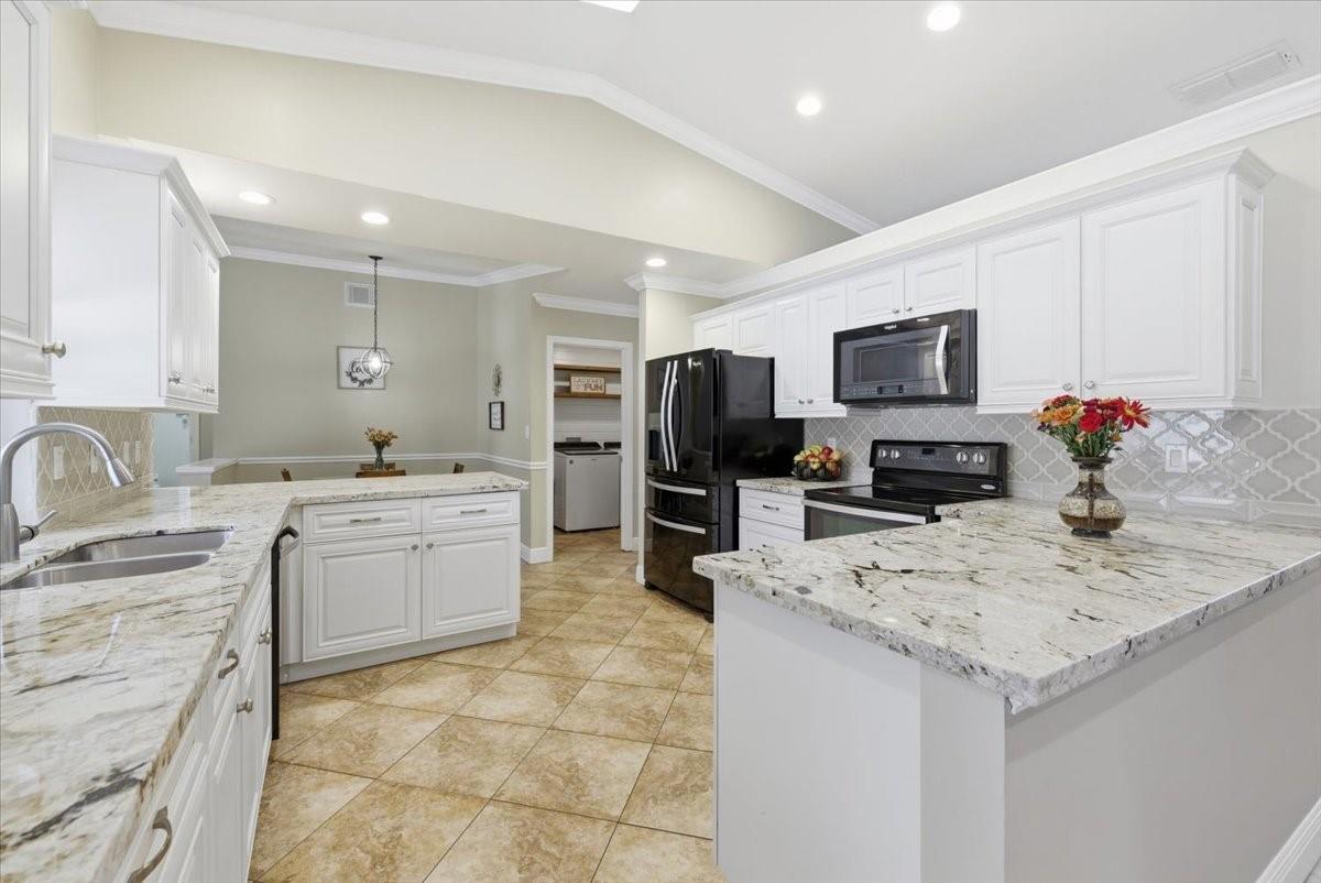 Springs Gateway 127-17 B - Residential