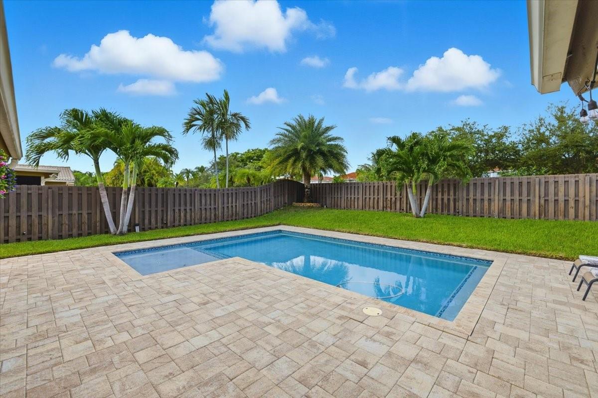 Springs Gateway 127-17 B - Residential