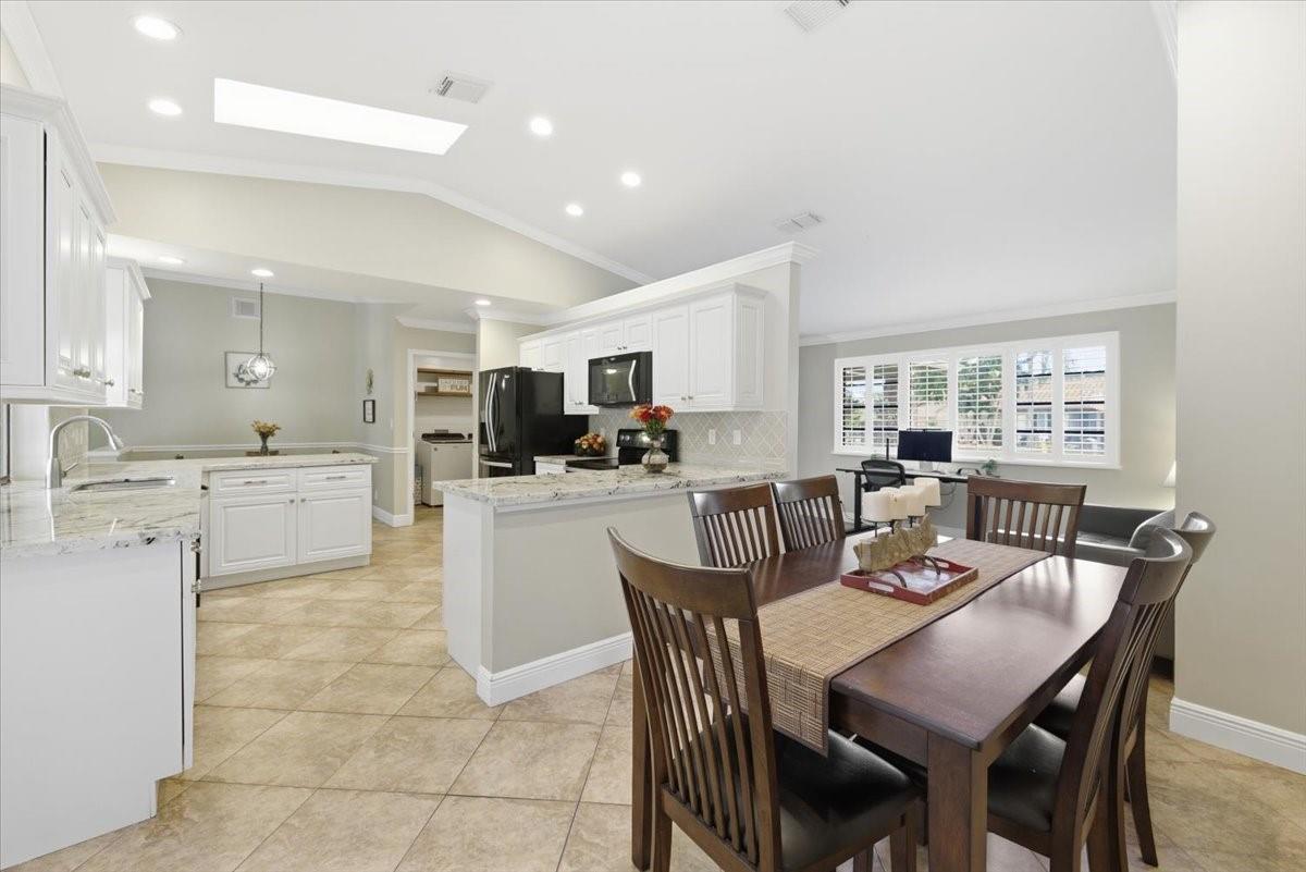 Springs Gateway 127-17 B - Residential