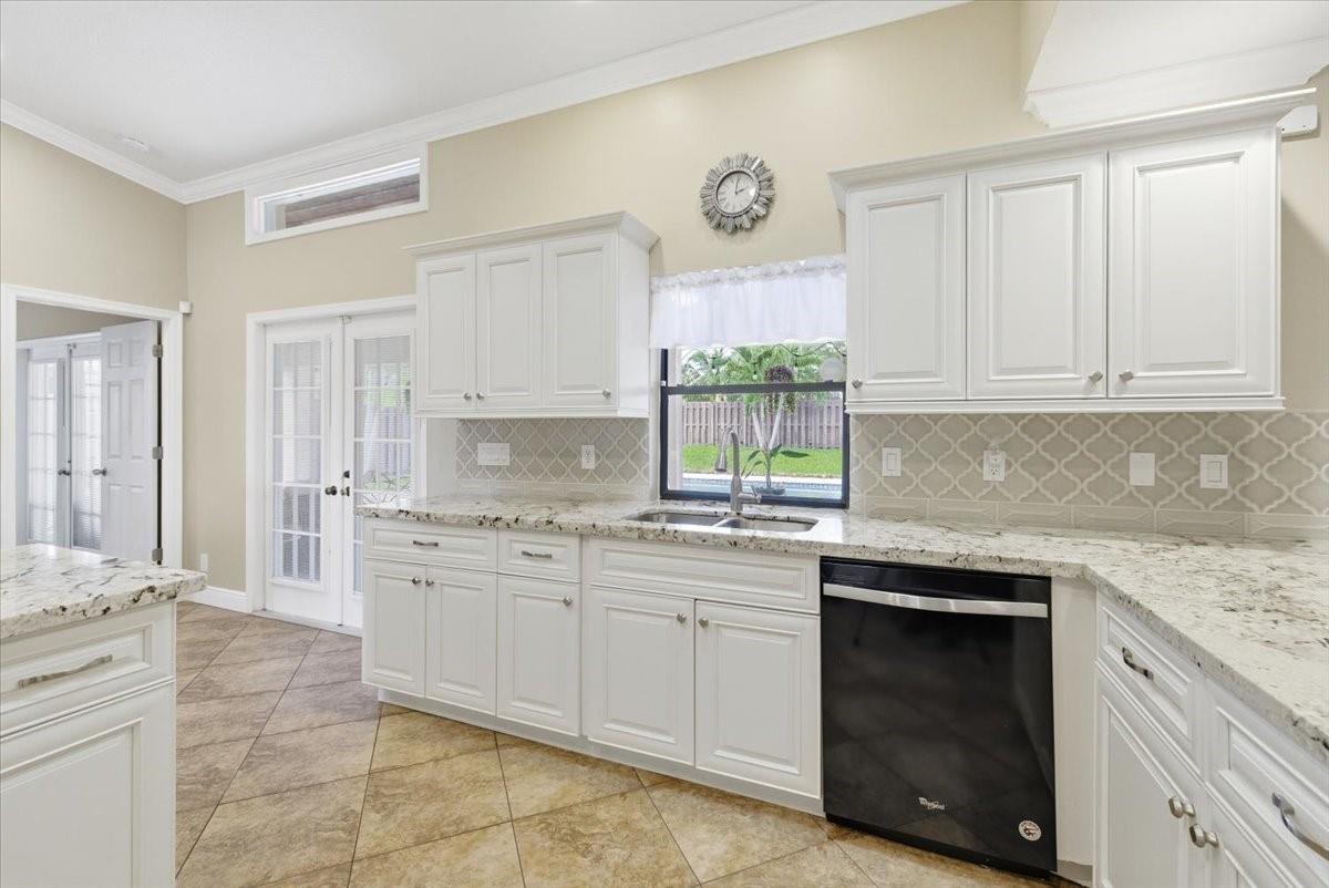 Springs Gateway 127-17 B - Residential