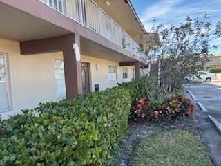 7300 NW 4th Place 105