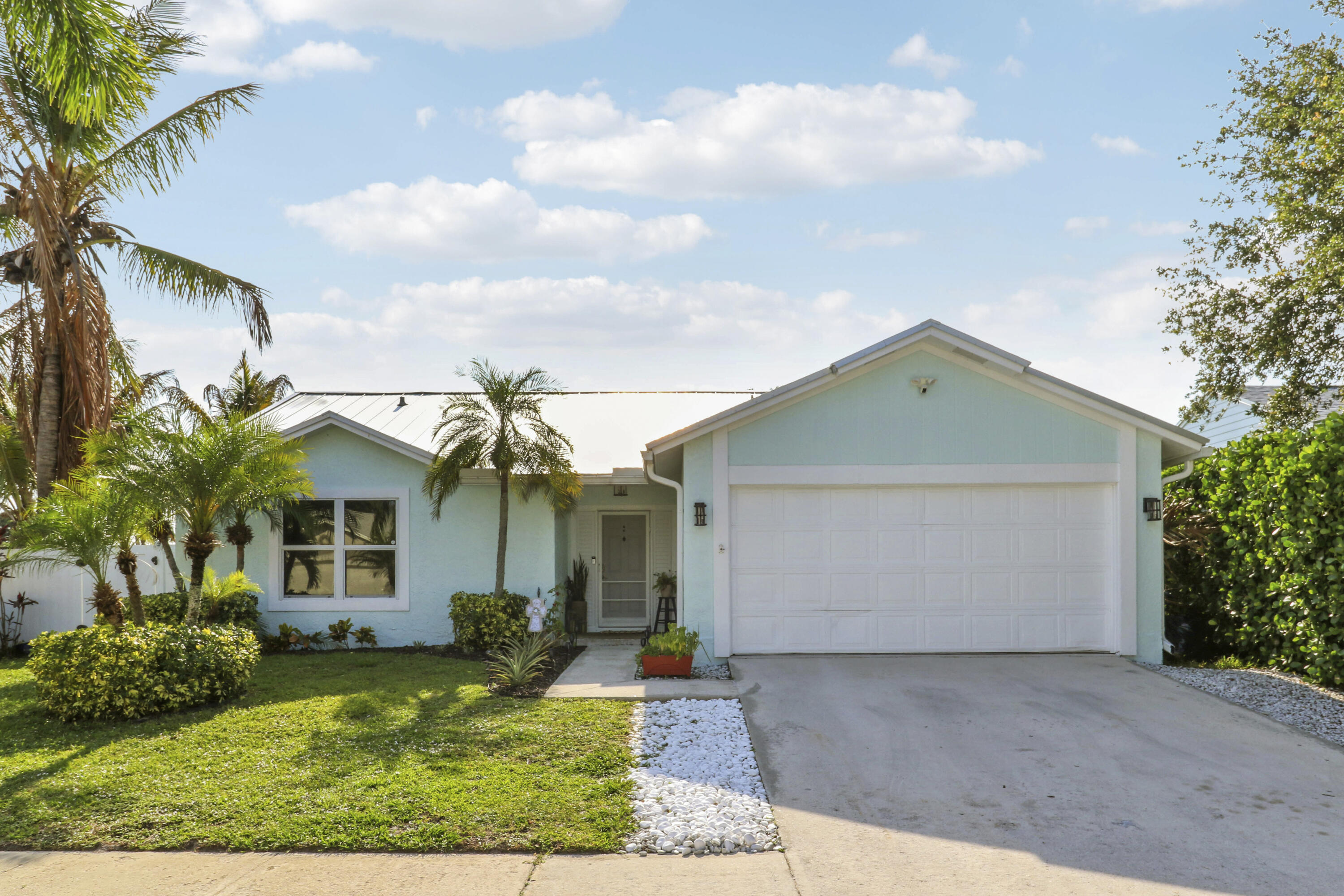 JUPITER VILLAGE PH IX - Residential