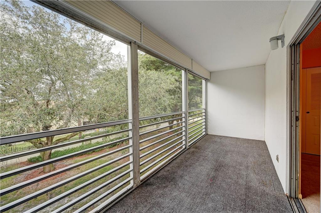 WYNMOOR-VILLAGE - Residential