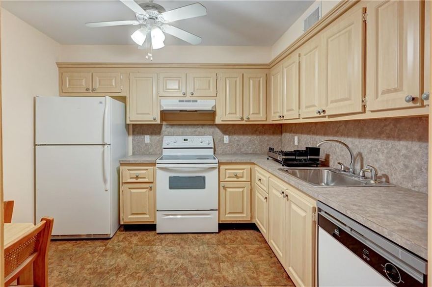 DESIRABLE 1 BEDROOM/1BATH THAT NEEDS SOME PERSONAL TOUCH. GREAT LOCATION. BUILDING LOCATED RIGHT NEXT TO THE POOL AND RIGHT ACROSS FROM BIMINI VILLAGE. NEWER KITCHEN CABINETS. VINYL FLOORS IN KITCHEN + CARPET THROUGH OUT. WATER HEATERAND A/C (APPROX 1 YEAR). SCREENED PATIO WITH SHUTTERS. GREAT PRICE. BRING YOUR OFFER. ASSOC REQUIRES 20% DOWN & 1 OCCUP 55+ VACANT/CLICK ON SHOWING ASSIST