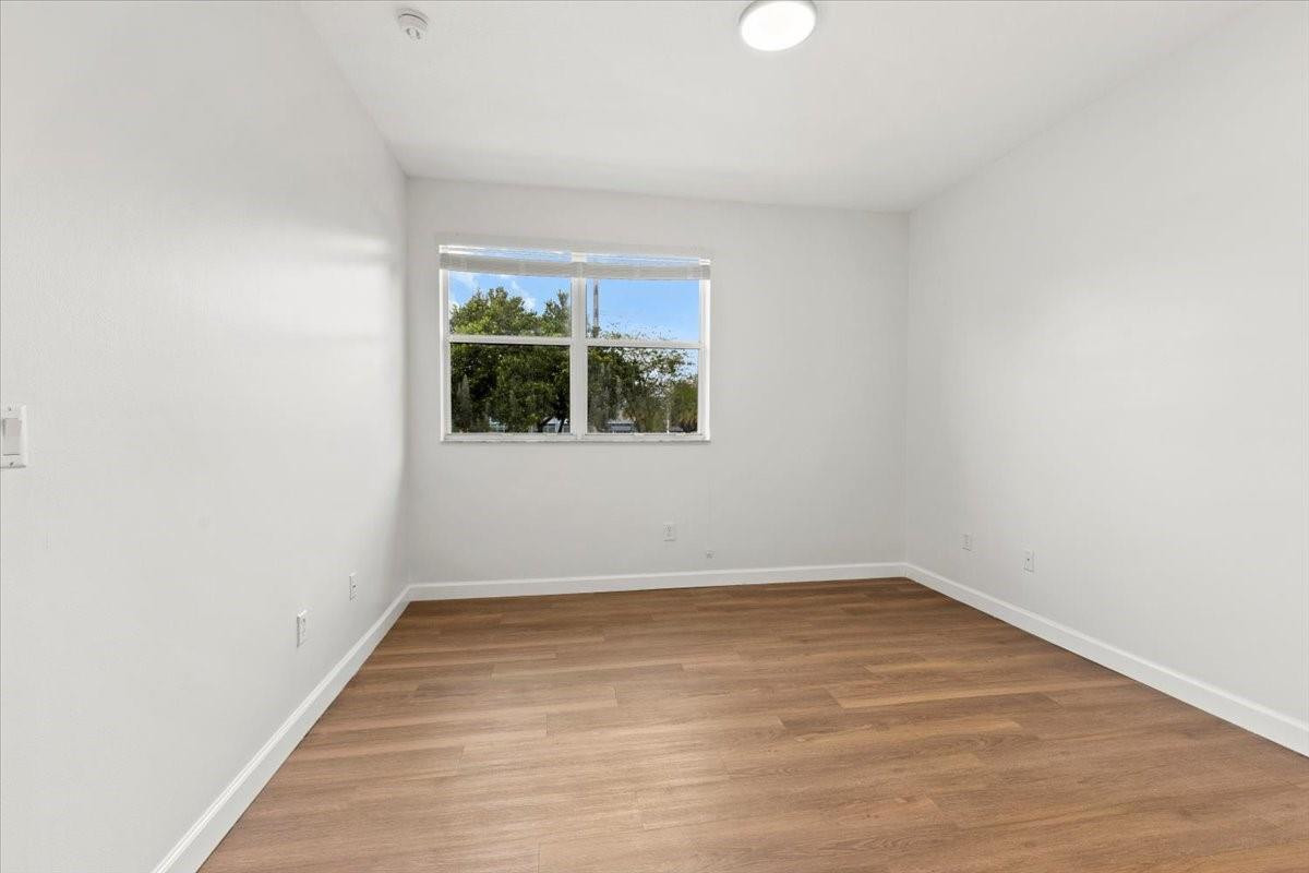 VILLAS AT HARBOR ISLES - Residential Lease