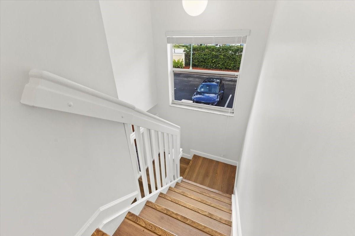 VILLAS AT HARBOR ISLES - Residential Lease