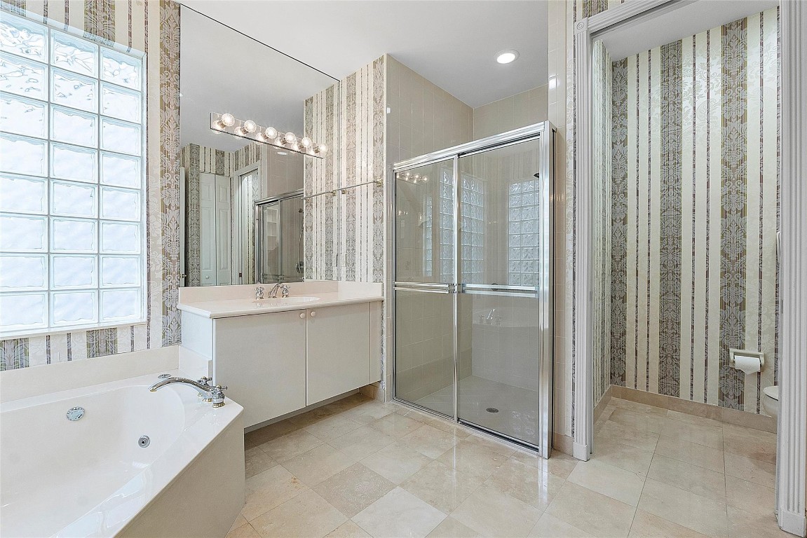 Valencia Isles 02 - Residential