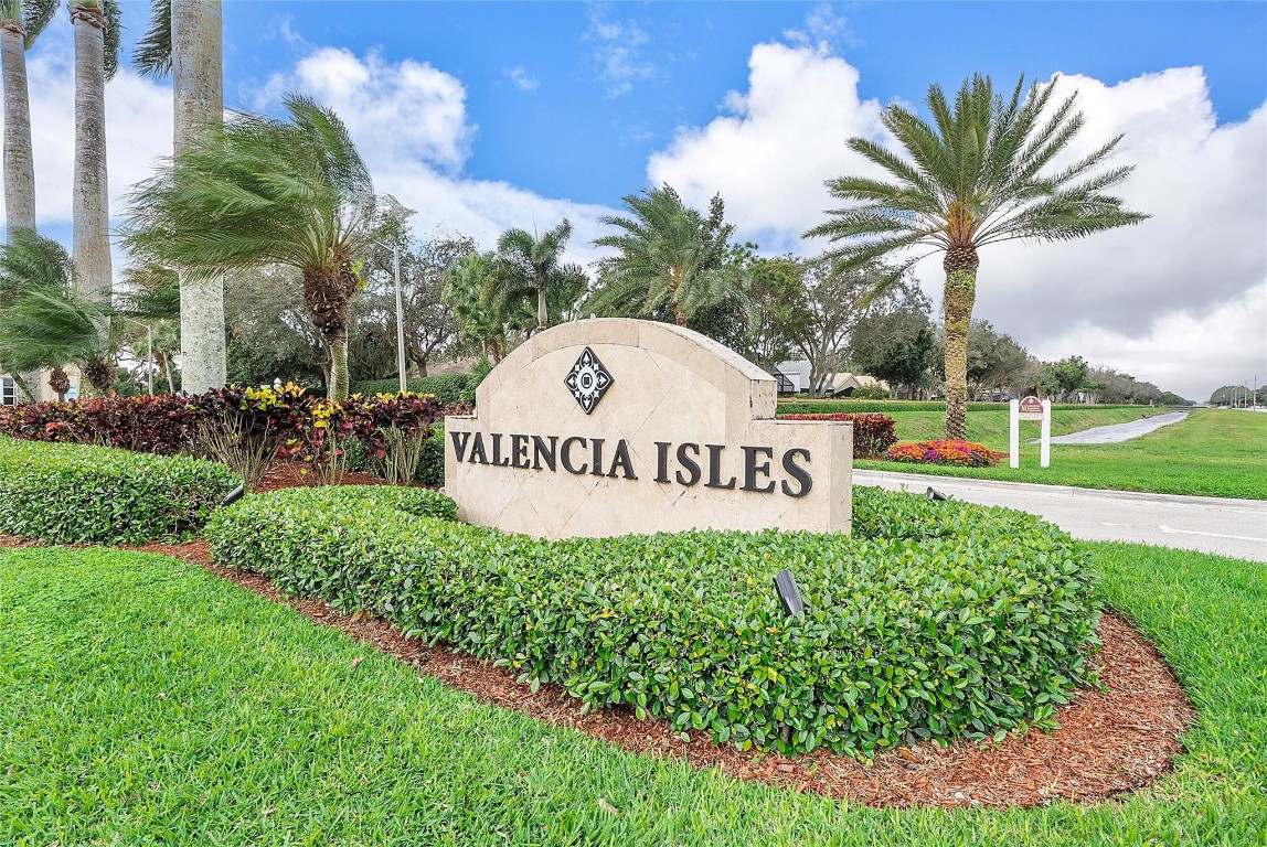 Valencia Isles 02 - Residential