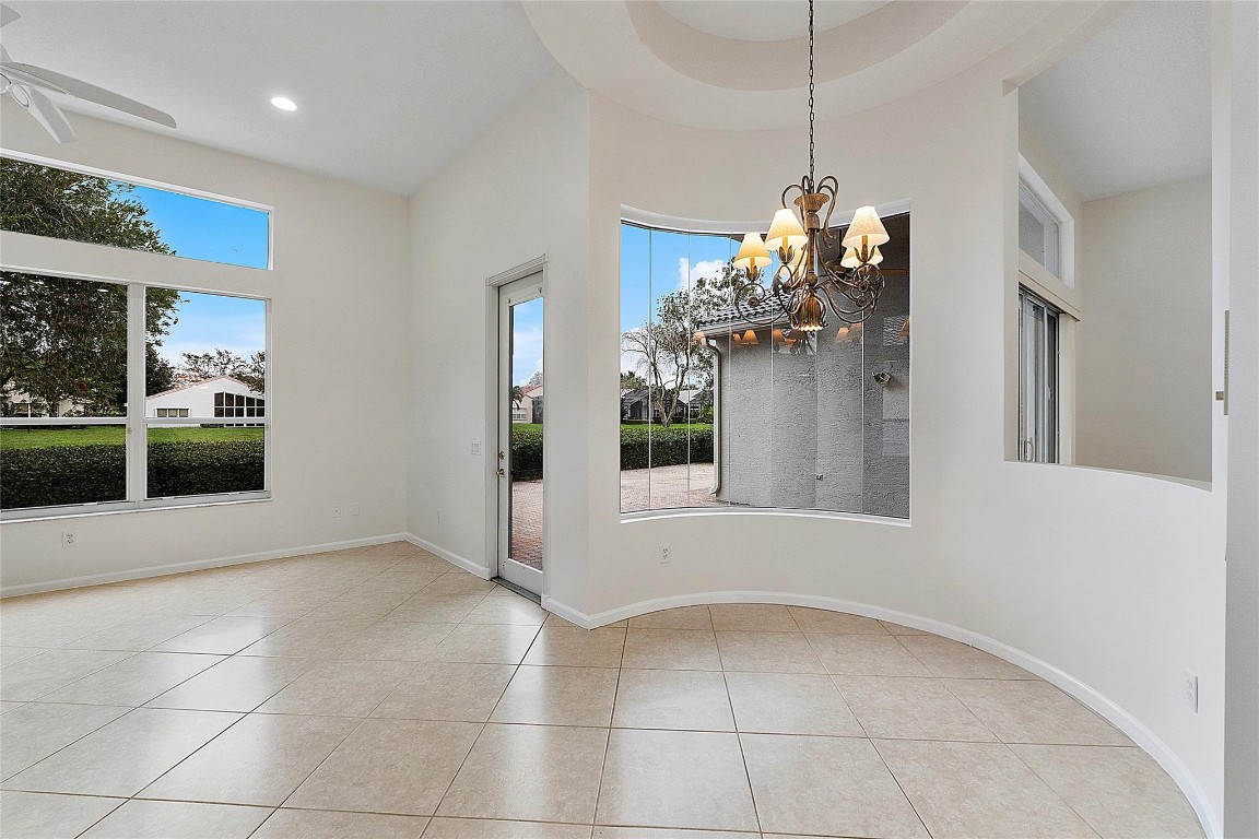 Valencia Isles 02 - Residential