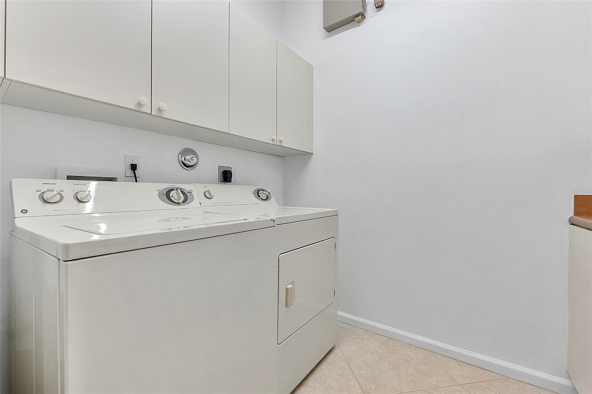 Valencia Isles 02 - Residential