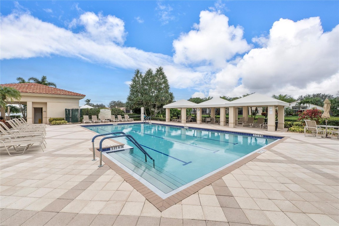 Valencia Isles 02 - Residential