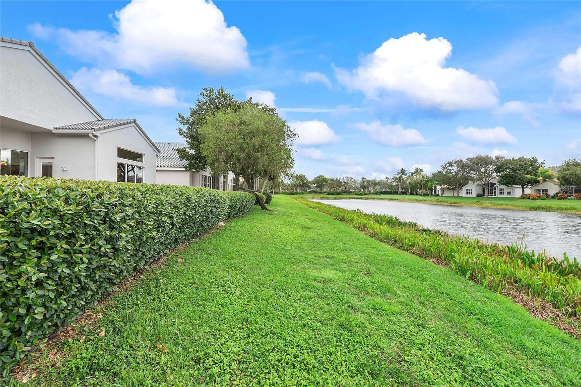 Valencia Isles 02 - Residential