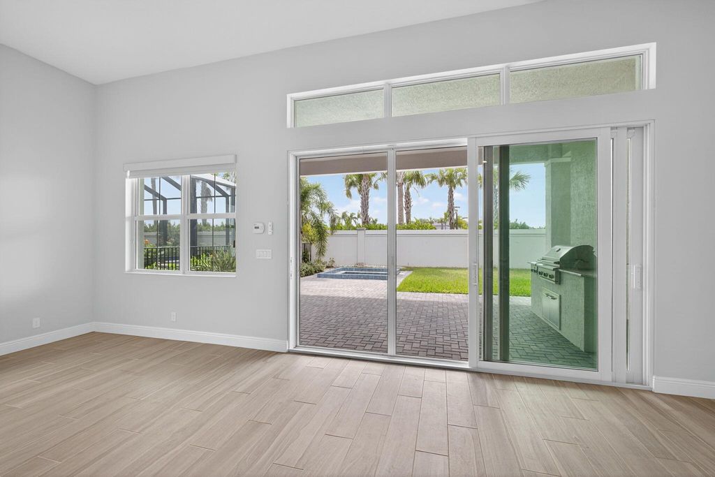 Photo of 9901 Regency Way, Palm Beach Gardens, FL 33412 (MLS # R11132548)