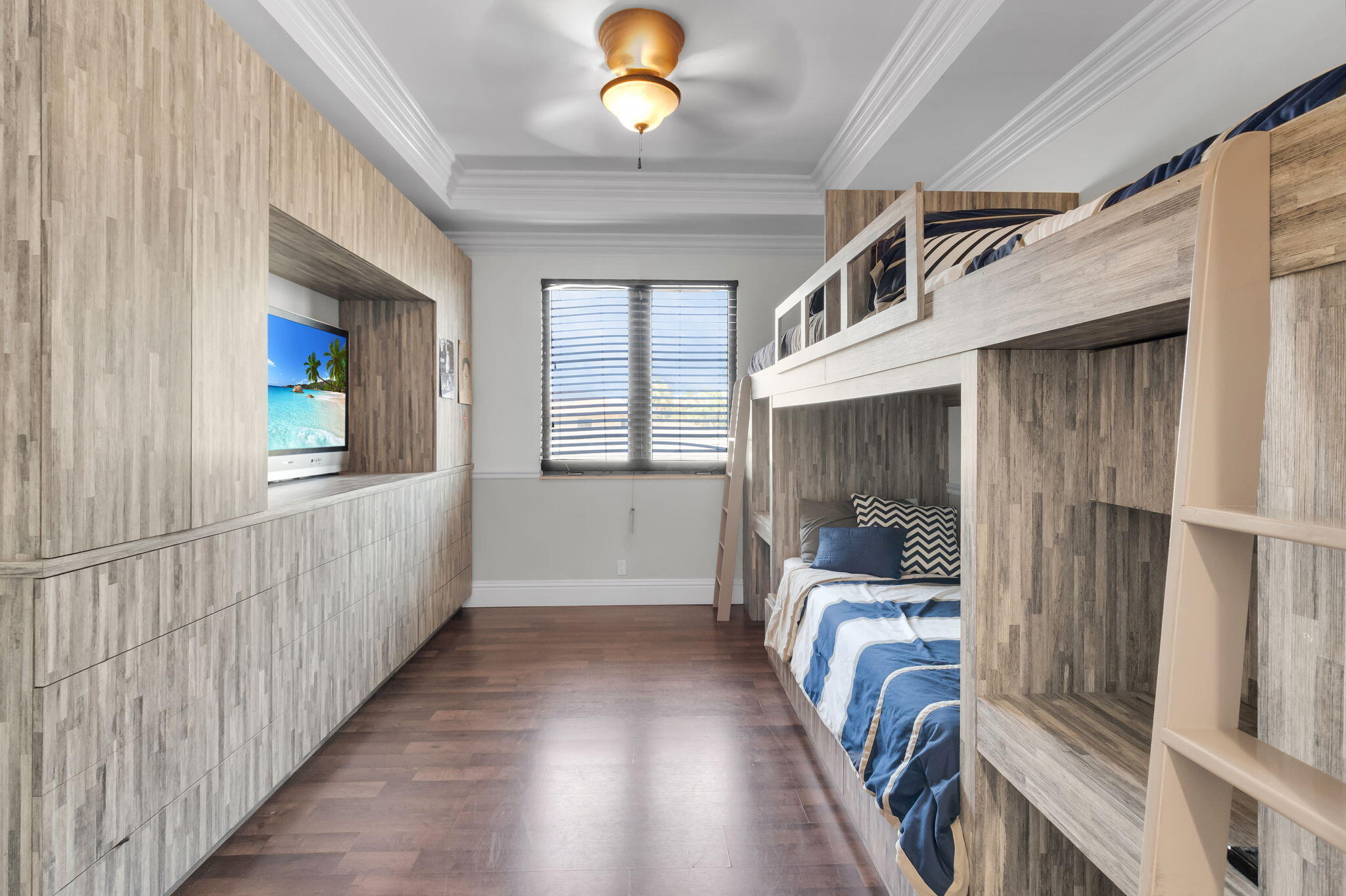 THORNHILL GREEN - Residential