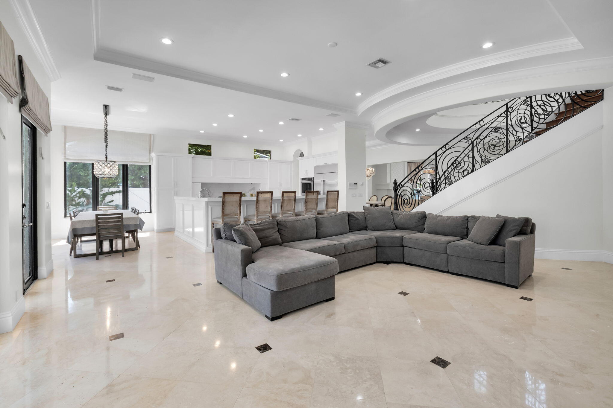 THORNHILL GREEN - Residential