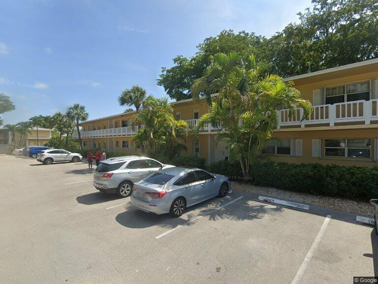 610 SE 2nd Avenue L4