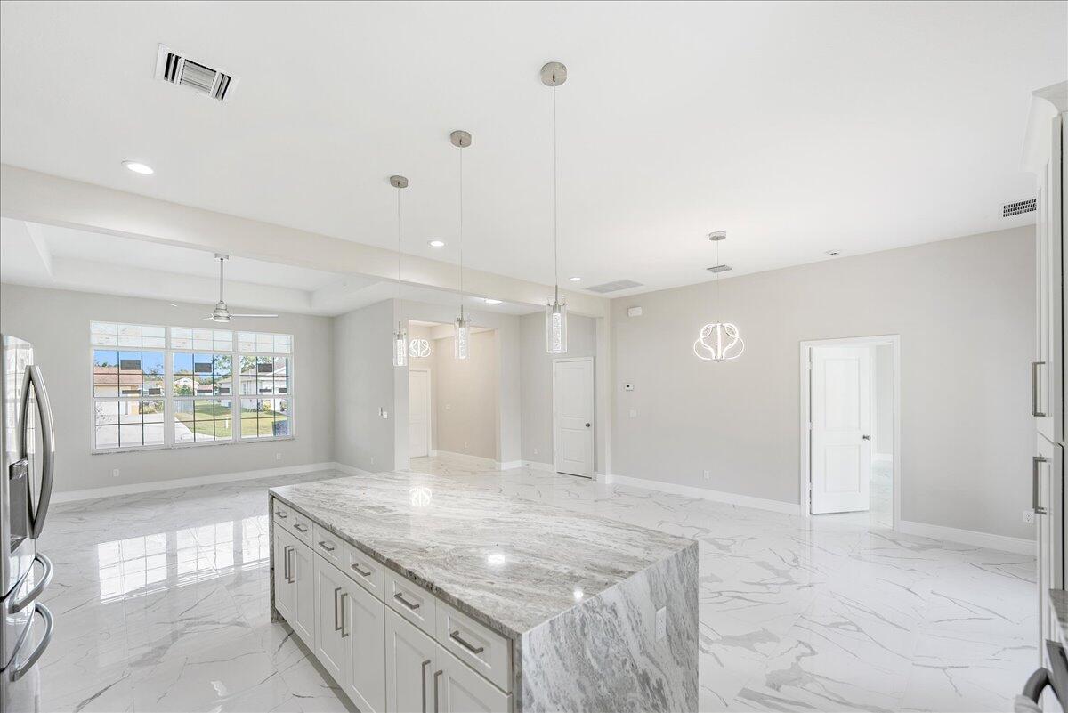 Port St Lucie, Florida 34953, United States, 4 Bedrooms Bedrooms, ,4 BathroomsBathrooms,Residential,Active,209599