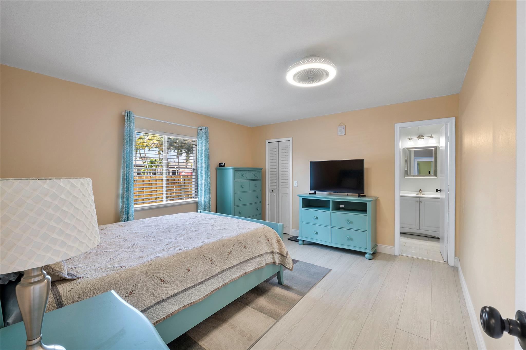 Sunrise Golf Village Sec - Residential
