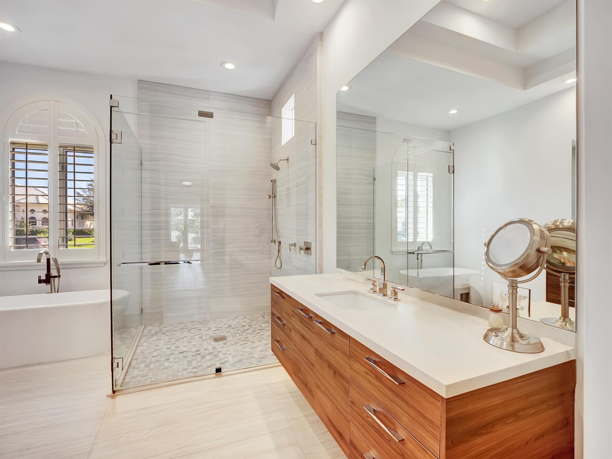 Delaire Country Club - Residential