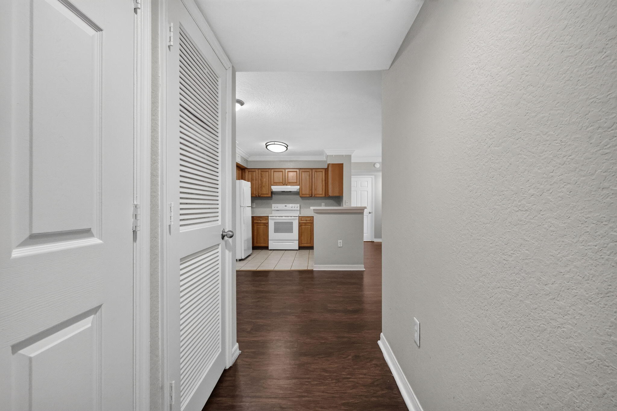 15185 MICHELANGELO Boulevard 102