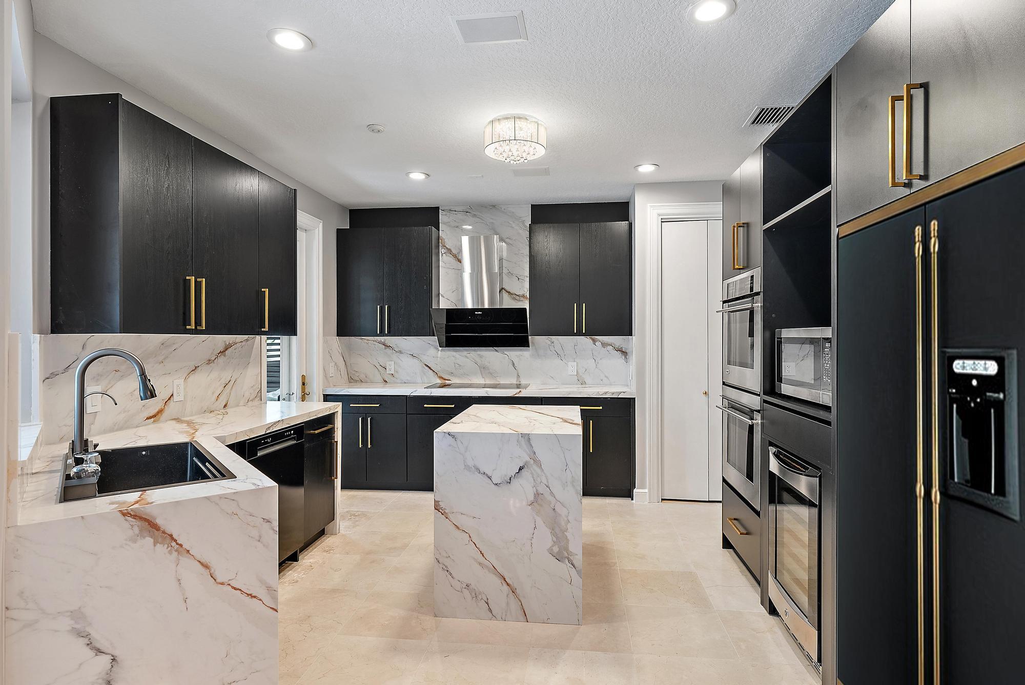 IBIS GOLF AND COUNTRY CLU - Residential