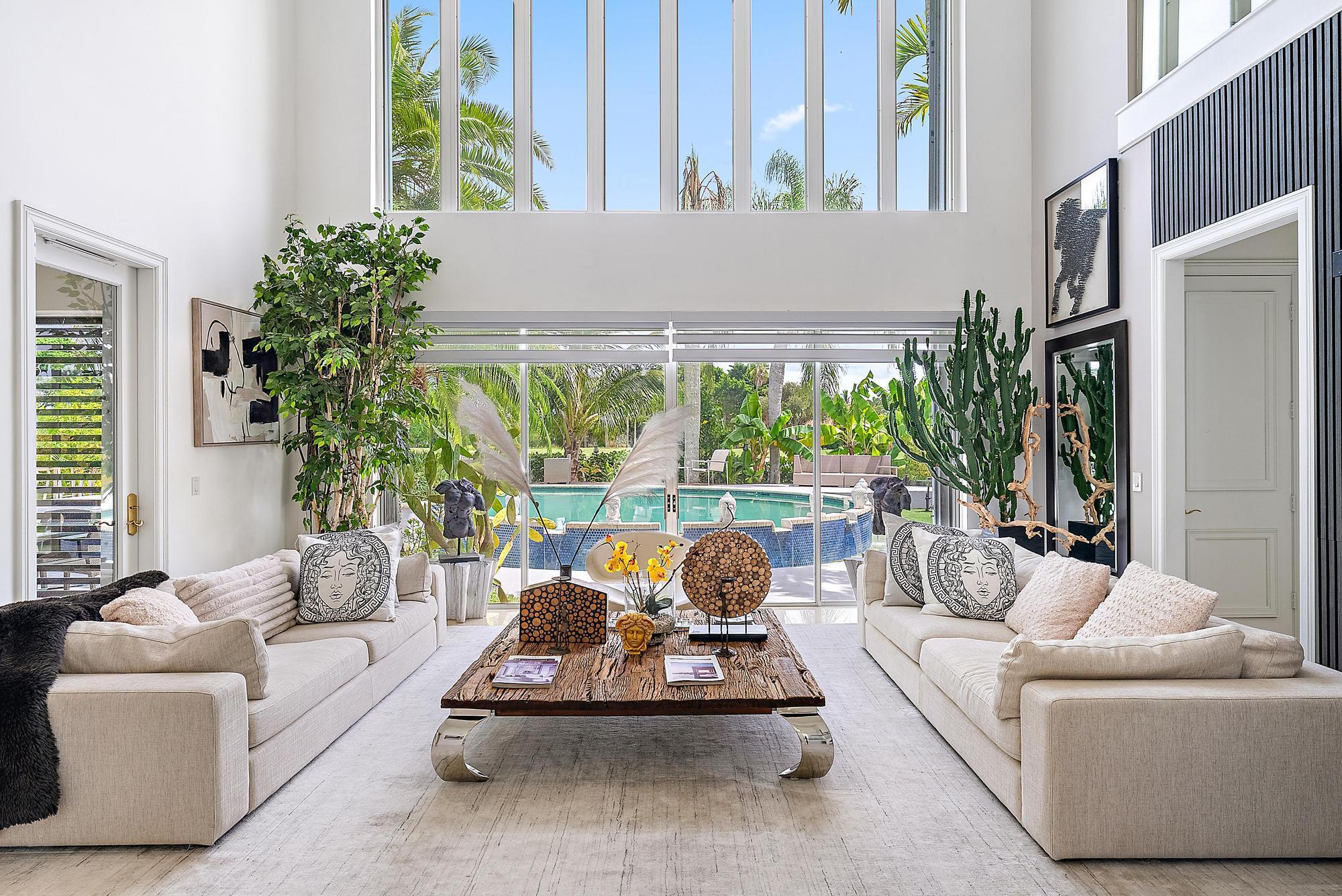 IBIS GOLF AND COUNTRY CLU - Residential