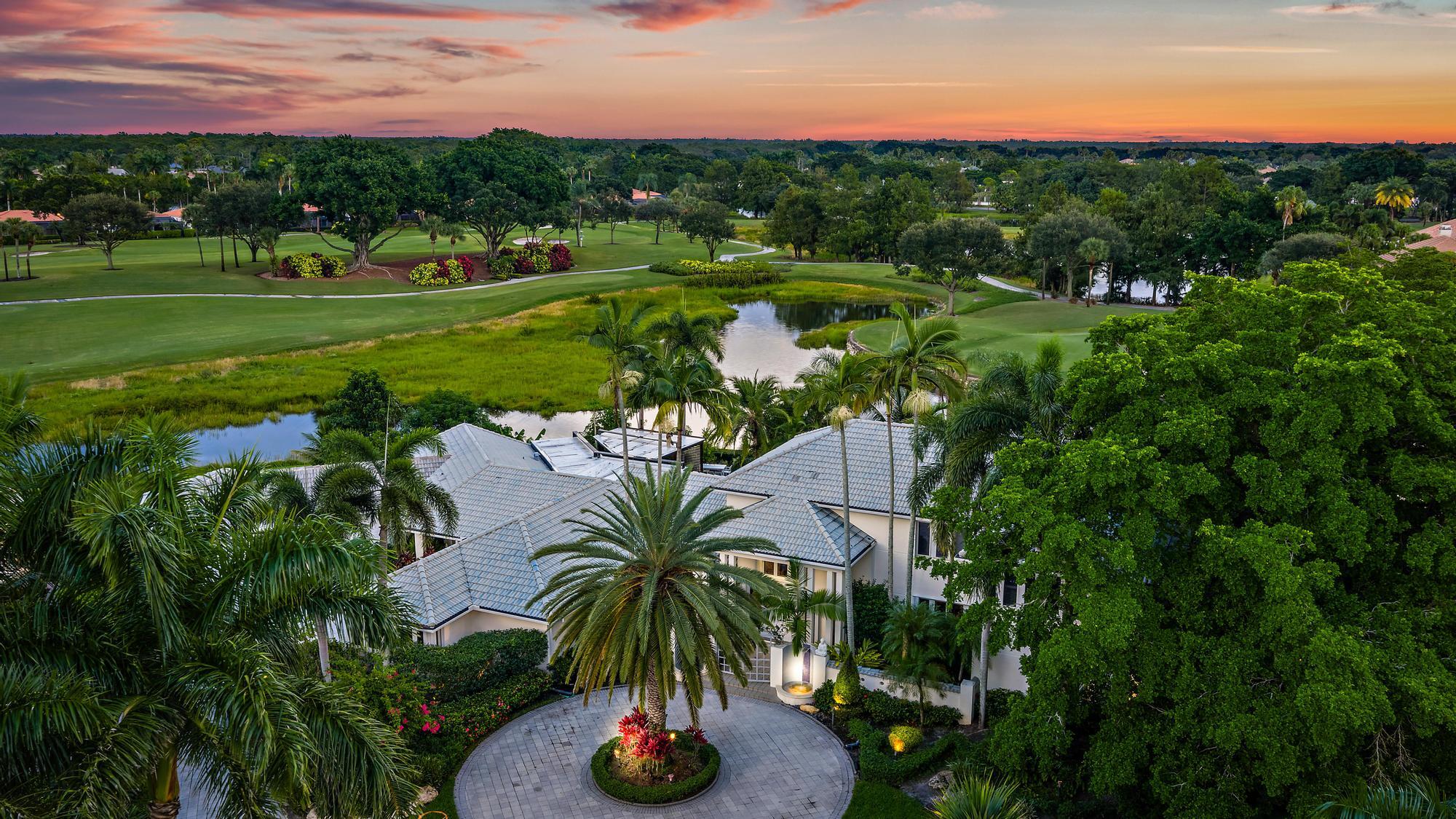 8580 Egret Lakes Lane