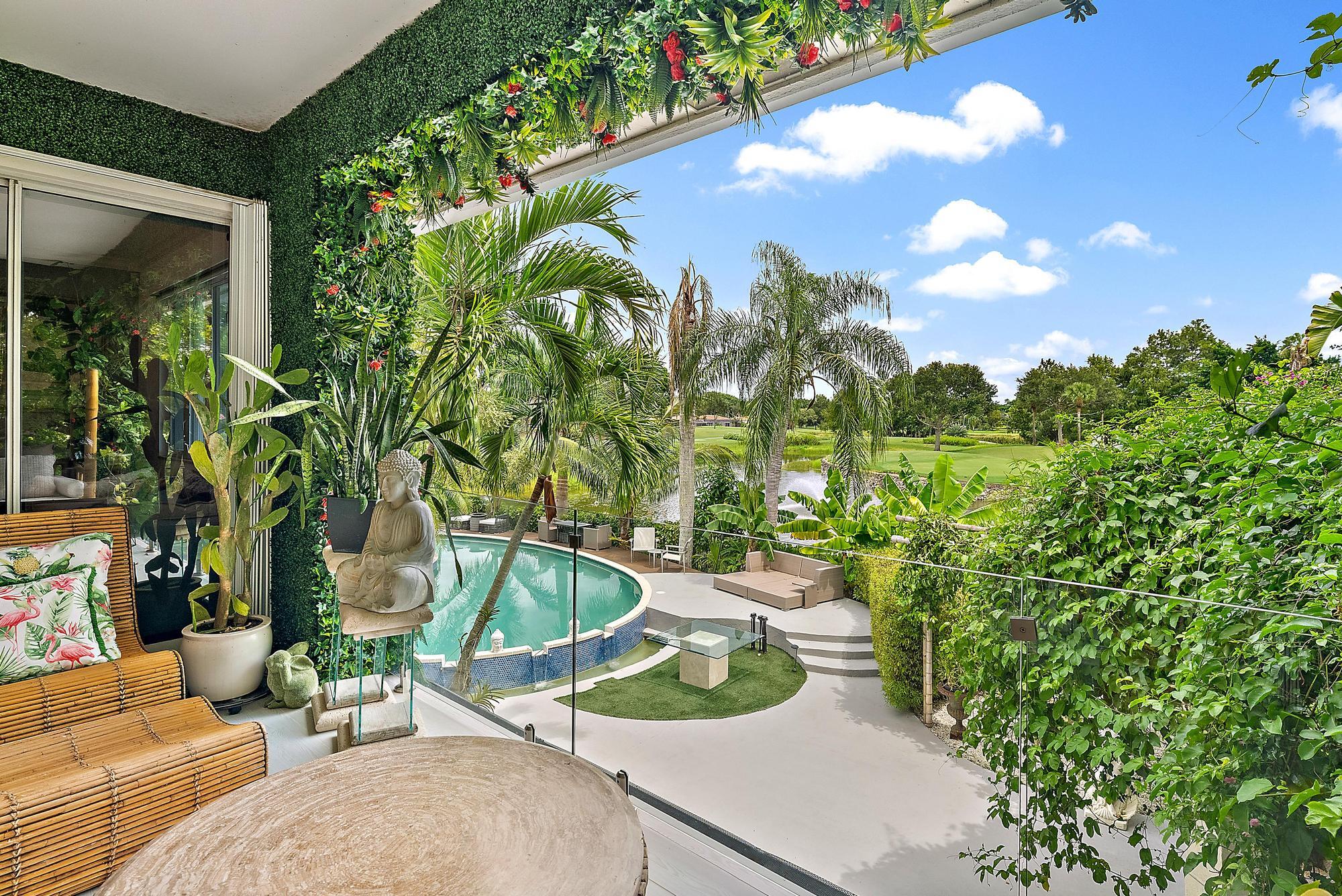 IBIS GOLF AND COUNTRY CLU - Residential