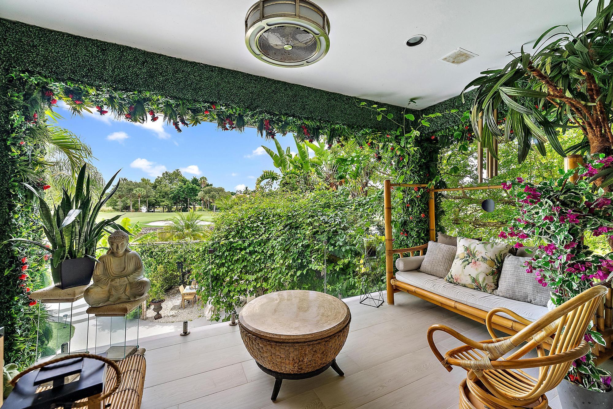 IBIS GOLF AND COUNTRY CLU - Residential