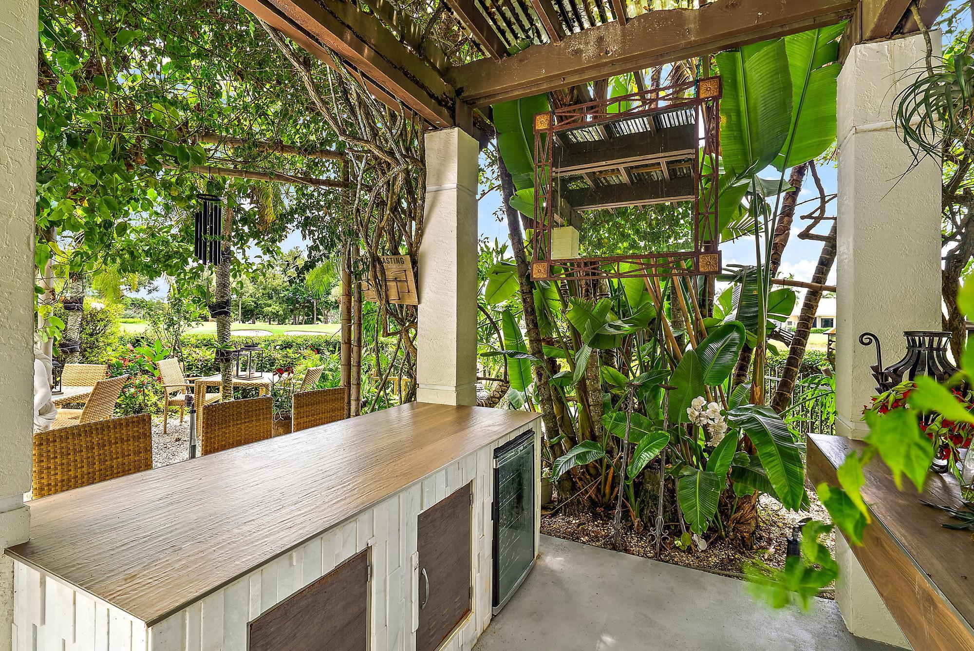 IBIS GOLF AND COUNTRY CLU - Residential