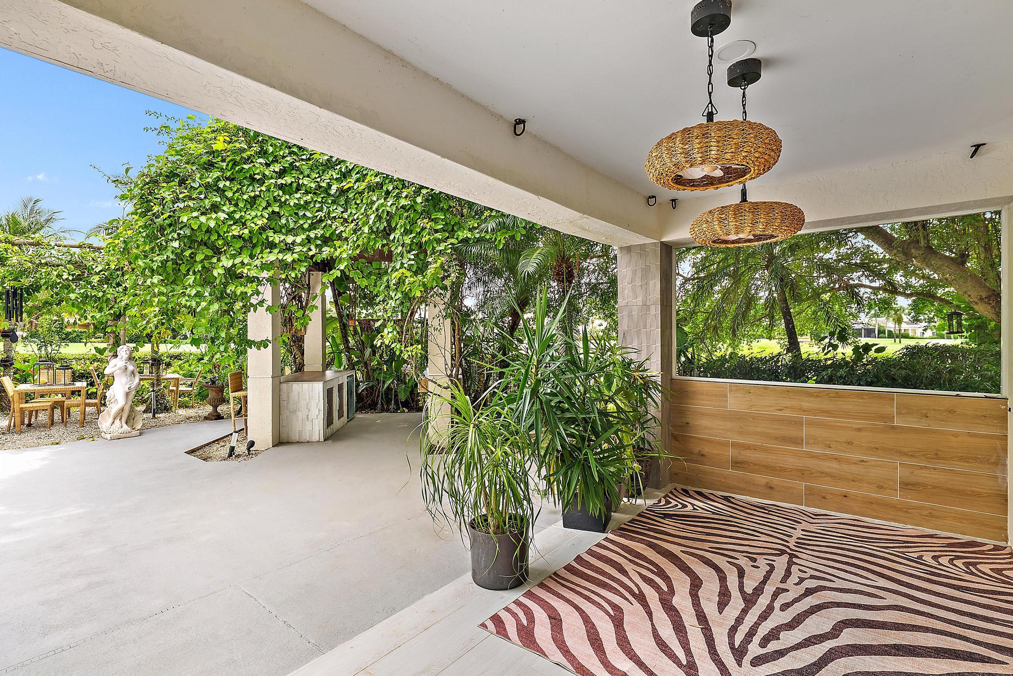 IBIS GOLF AND COUNTRY CLU - Residential